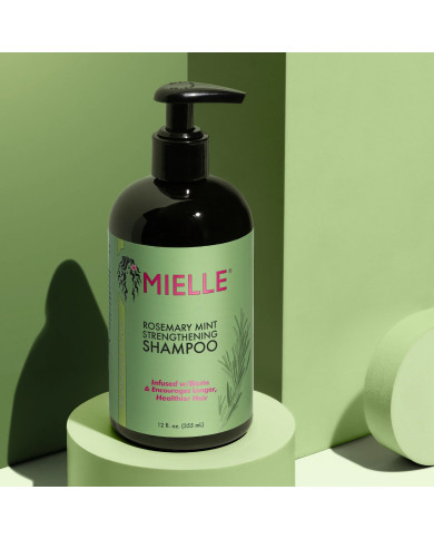 Shampoo Mielle Organics con romero y menta